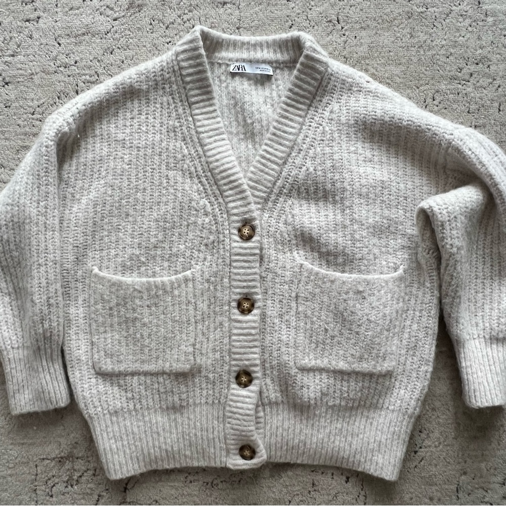 Zara cardigan, size M, cream/gray color.